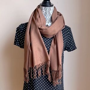 Supe soft caramel scarf
